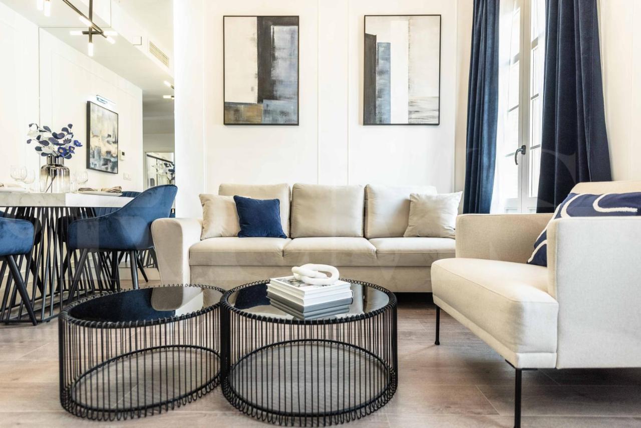 Contemporary Luxe Duplex In The Heart Of By Rems * Málaga